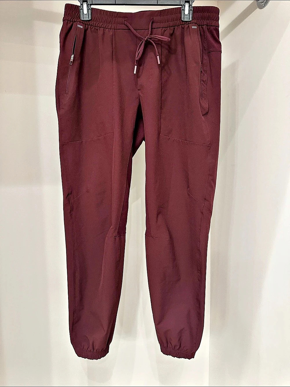 lululemon men’s large License to Train Jogger Burgundy. Like new